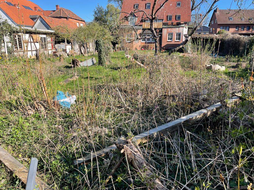 Grundstück vor den Erdarbeiten